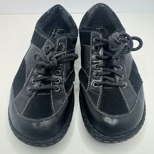 B.O.C Black Leather Lace Ups Size 9M